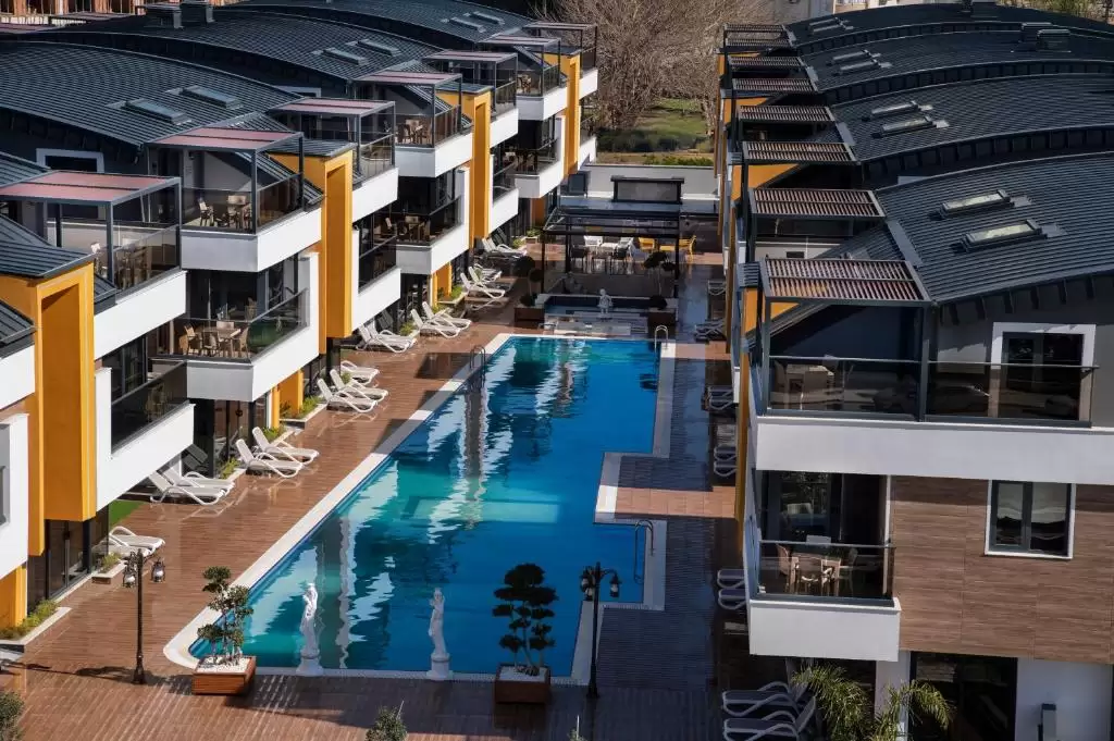 ELYSIUM GREEN SUITES