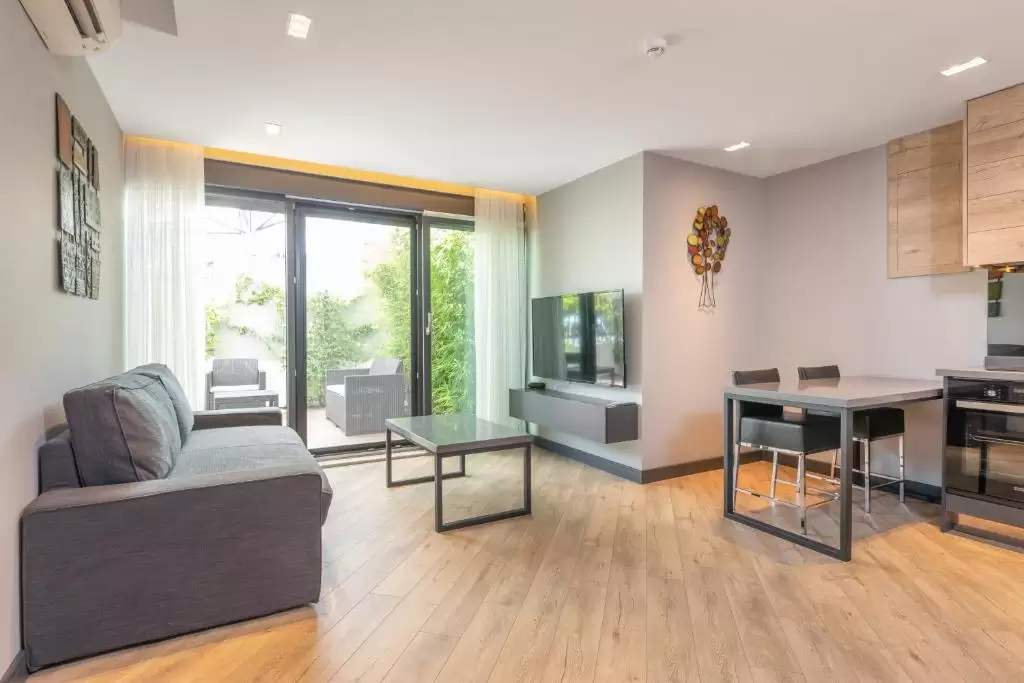 Z-SUITES